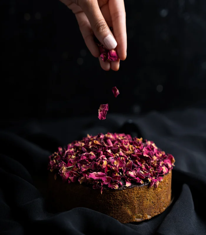 DARK CHOCOLATE PISTACHIO ROSE CAKE-2